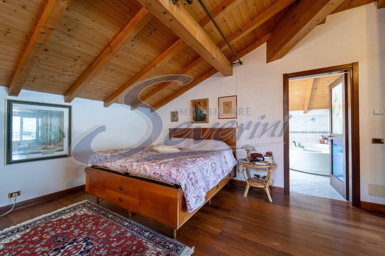 Villa singola Carate Urio