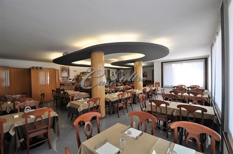 Locale Commerciale Cermenate