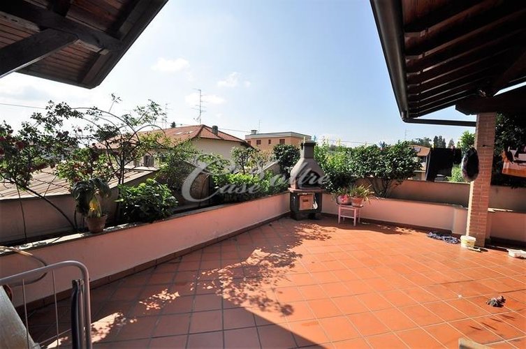 Locale Commerciale Cermenate