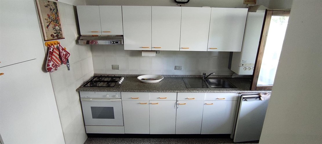 Rota Imagna, in tranquilla contrada, ma comoda ai servizi, villetta bifamiliare con giardino privato Rota d'Imagna