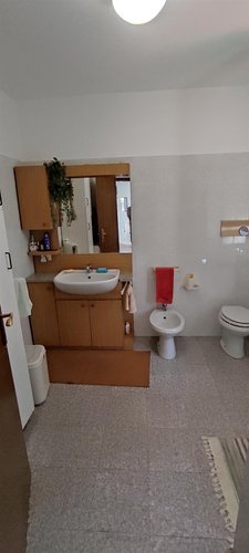 Rota Imagna, in tranquilla contrada, ma comoda ai servizi, villetta bifamiliare con giardino privato Rota d'Imagna