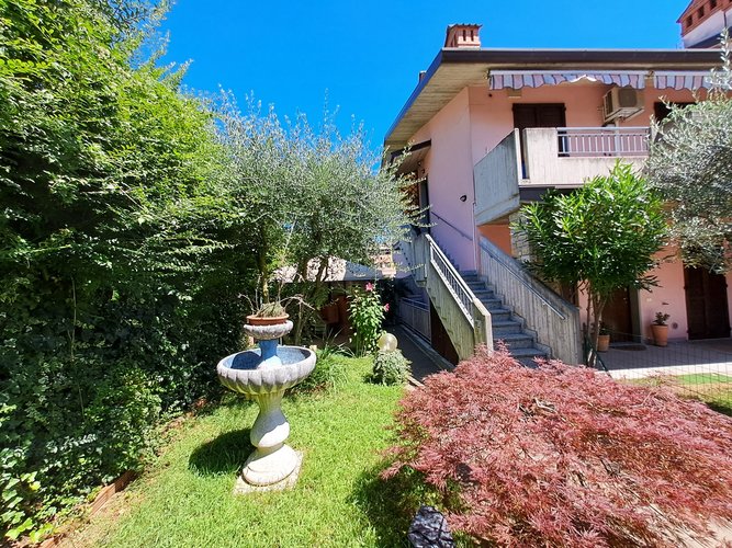 IN VILLETTA ESCLUSIVO ULTIMO PIANO CON INGRESSO INDIPENDENTE Grassobbio