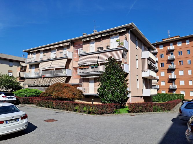 bella zona residenziale spazioso quadrilocale
