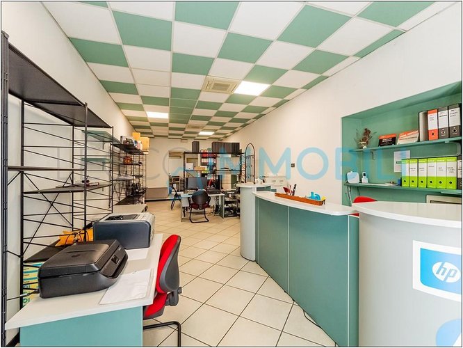 NEGOZIO VICINANZE CENTRO Lecco