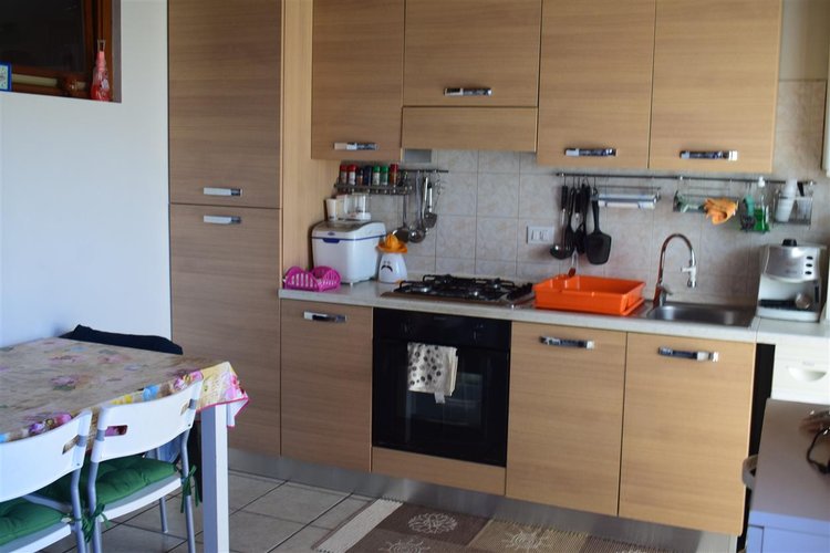 Cornalba vicino parco giochi, vero gioiello, indipendente ottimo alloggio con camino e posto auto Cornalba