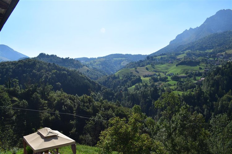 Oltre il Colle-Zorzone mt. 1000 affare panoramicissimo trilocale Oltre il Colle