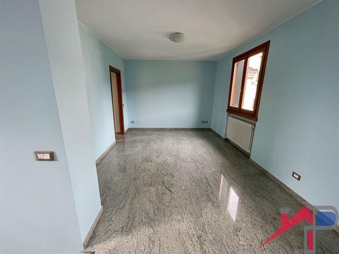 trilocale posizione centrale Cisano Bergamasco