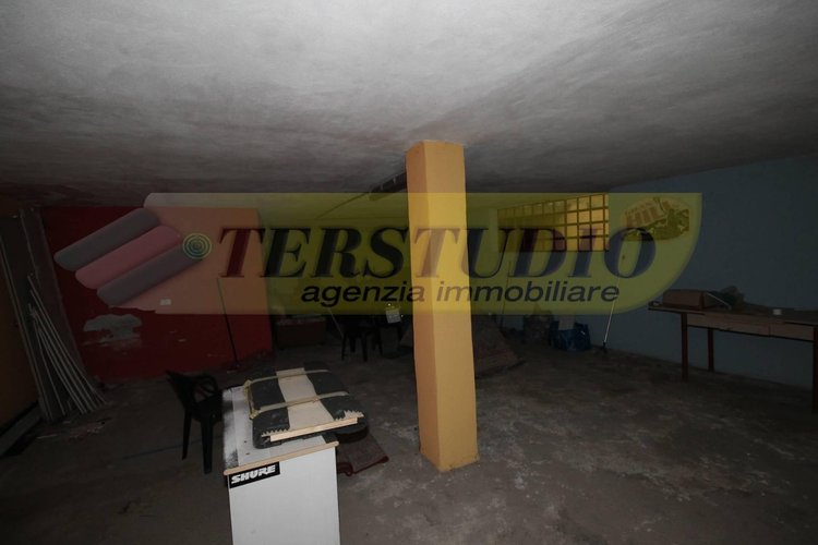 Locale Commerciale Mapello