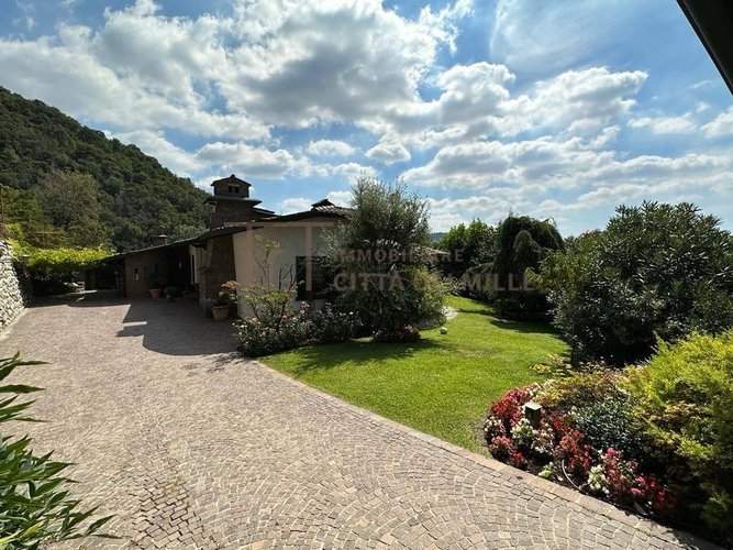 Villa singola Villa d'Almè