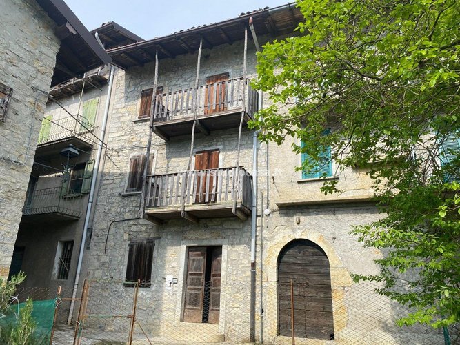 RISTRUTTURATA!! Zogno