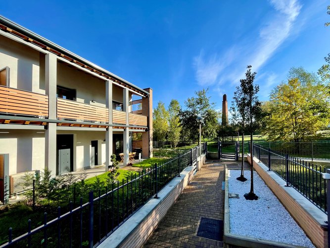 Trilocale con giardino e box doppio Madone