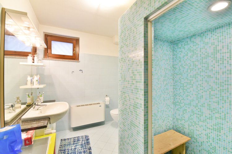 (16/23) Villa indipendente - Ponte Lambro Via Dalmazia Ponte Lambro