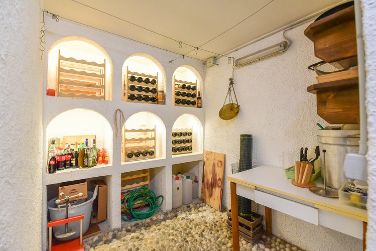 (16/23) Villa indipendente - Ponte Lambro Via Dalmazia Ponte Lambro