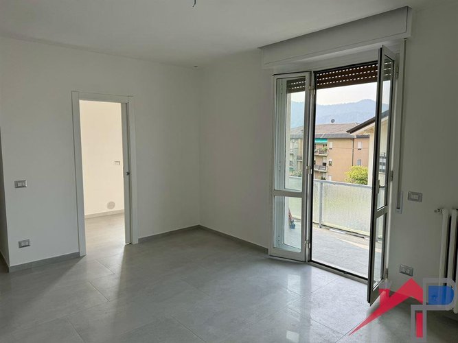 Caprino trilocale ristutturato Caprino Bergamasco