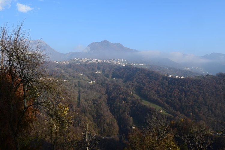 ValSerina per amanti tranquillità, introvabile rustico con terreno Algua