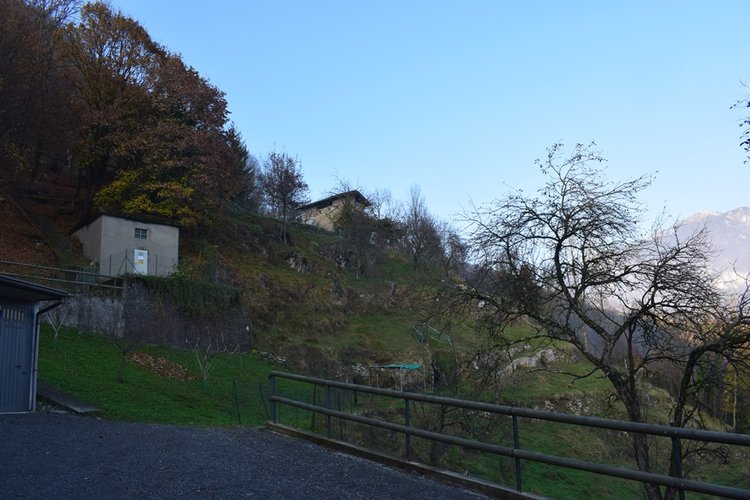 ValSerina per amanti tranquillità, introvabile rustico con terreno Algua