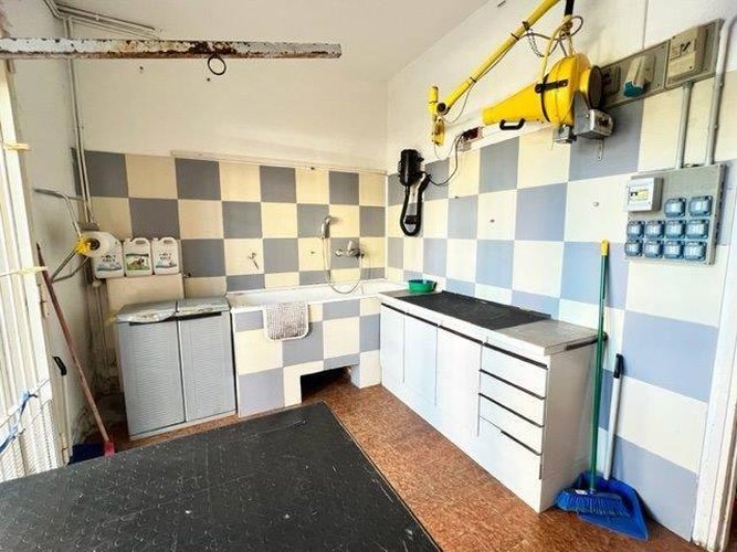 Locale Commerciale Merone