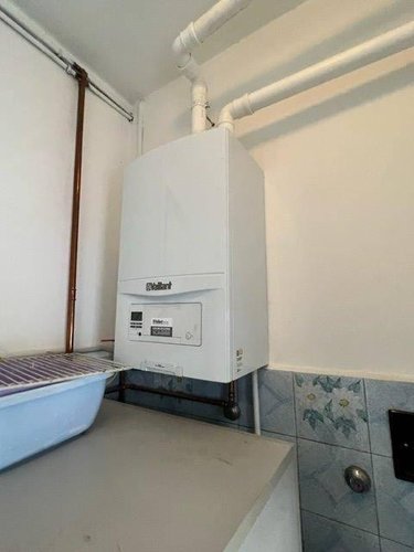 Locale Commerciale Merone