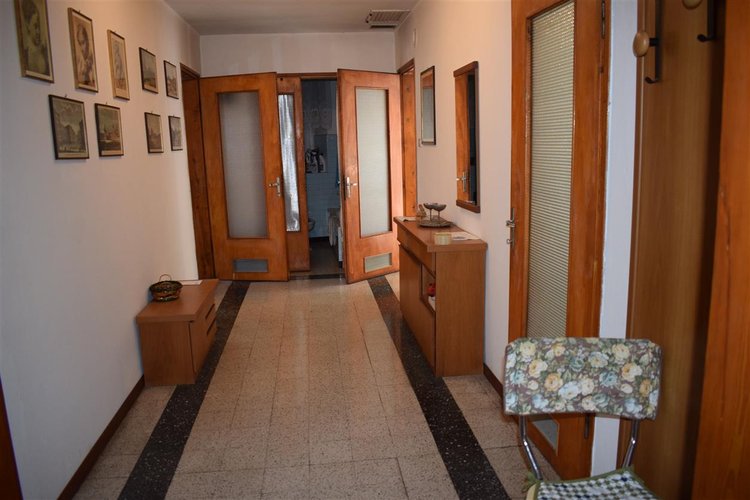 Oltre il Colle, esclusivo quadrilocale balconato con mansarda e box auto Oltre il Colle