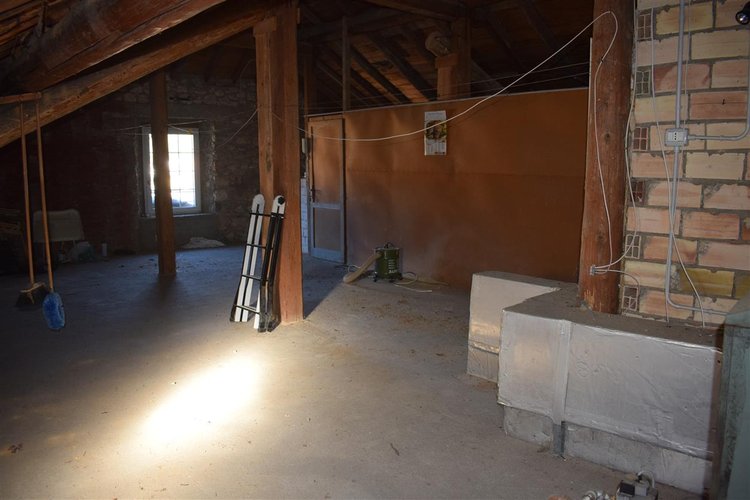 Oltre il Colle, esclusivo quadrilocale balconato con mansarda e box auto Oltre il Colle