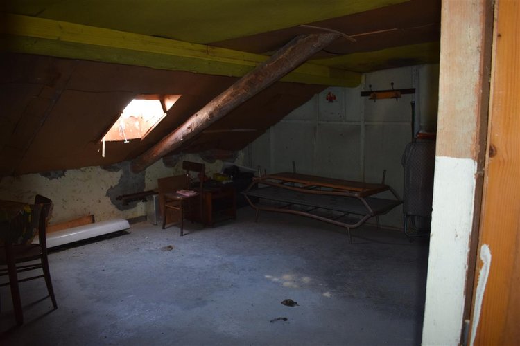 Oltre il Colle, esclusivo quadrilocale balconato con mansarda e box auto Oltre il Colle