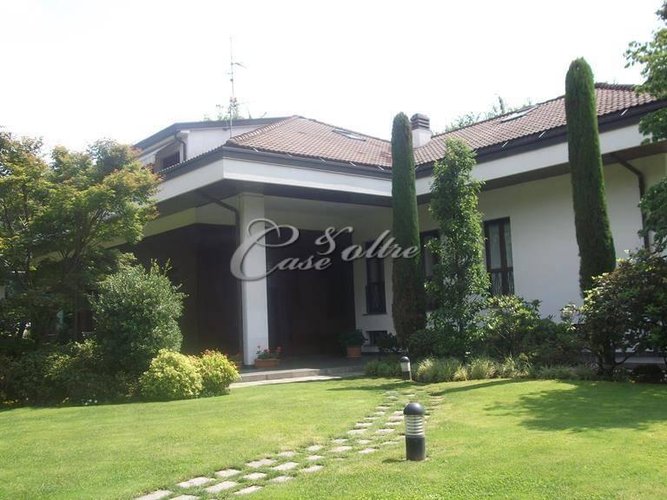 Villa singola Carimate