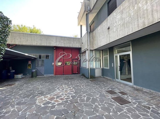 Capannone Industriale Novedrate