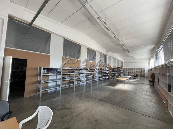 Capannone Industriale Novedrate