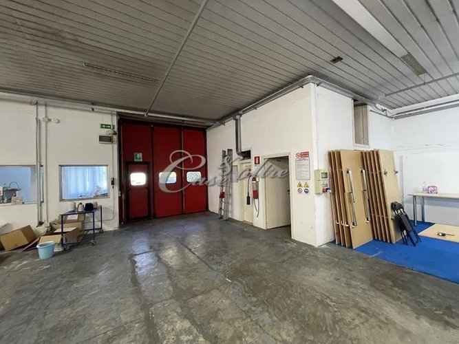 Capannone Industriale Novedrate