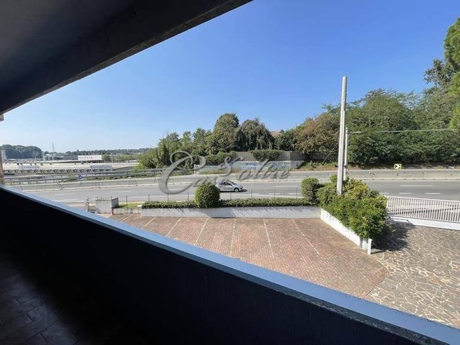 Capannone Industriale Novedrate