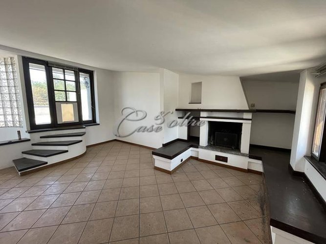 Capannone Industriale Novedrate