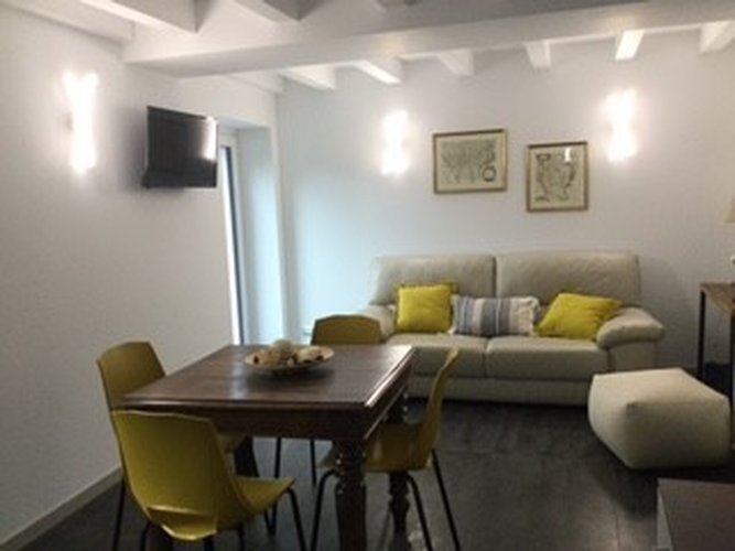 Serina occasione centralissimi due bilocali arredati Serina