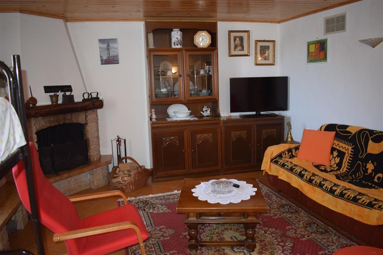 Serina Bagnella, immerso nel verde, luminoso bilocale esente da spese condominiali Serina