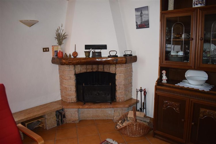 Serina Bagnella, immerso nel verde, luminoso bilocale esente da spese condominiali Serina