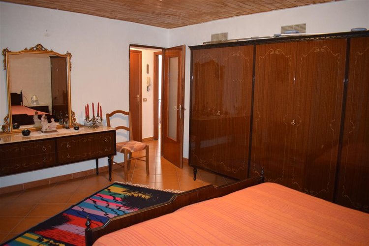 Serina Bagnella, immerso nel verde, luminoso bilocale esente da spese condominiali Serina