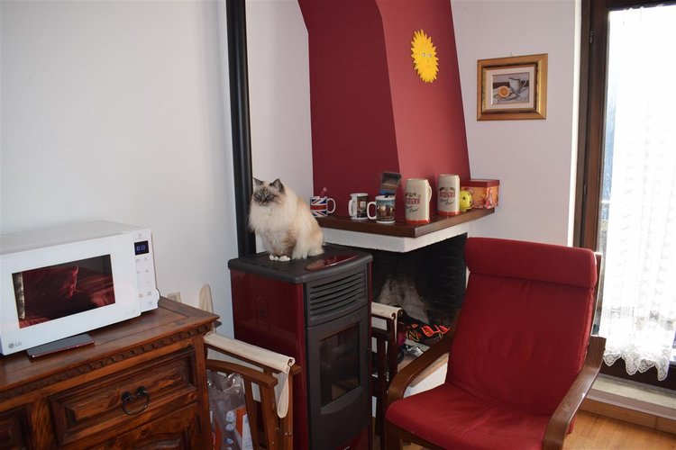 Oltre il Colle, amanti tranquillità, grazioso bilocale con ampia balconata Oltre il Colle