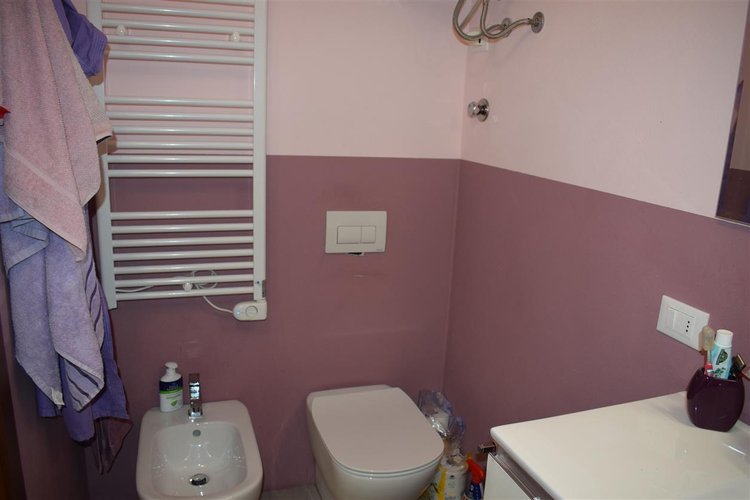 Oltre il Colle, amanti tranquillità, grazioso bilocale con ampia balconata Oltre il Colle