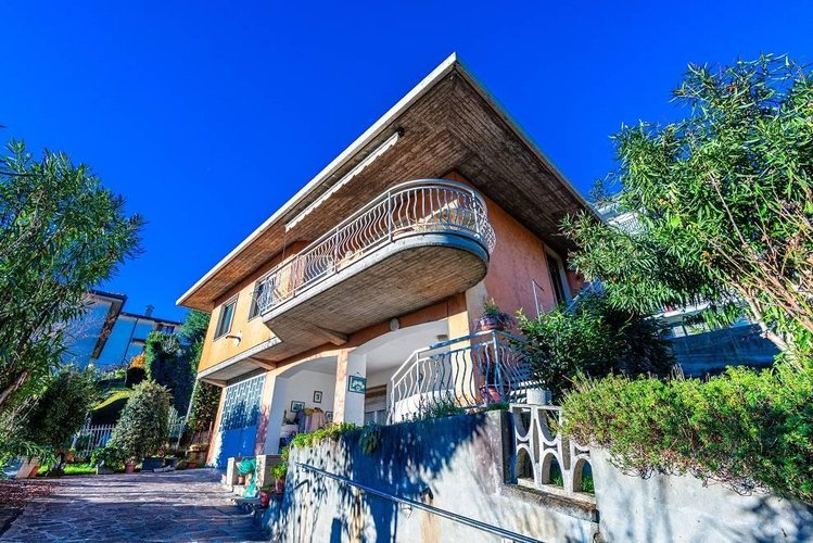 Villa singola Albino