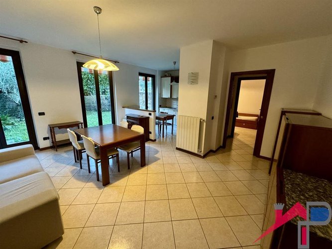 Trilocale con giardino privato Pontida