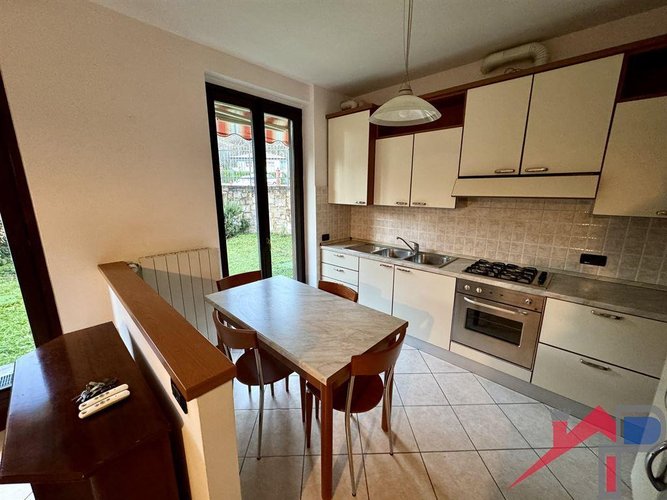 Trilocale con giardino privato Pontida