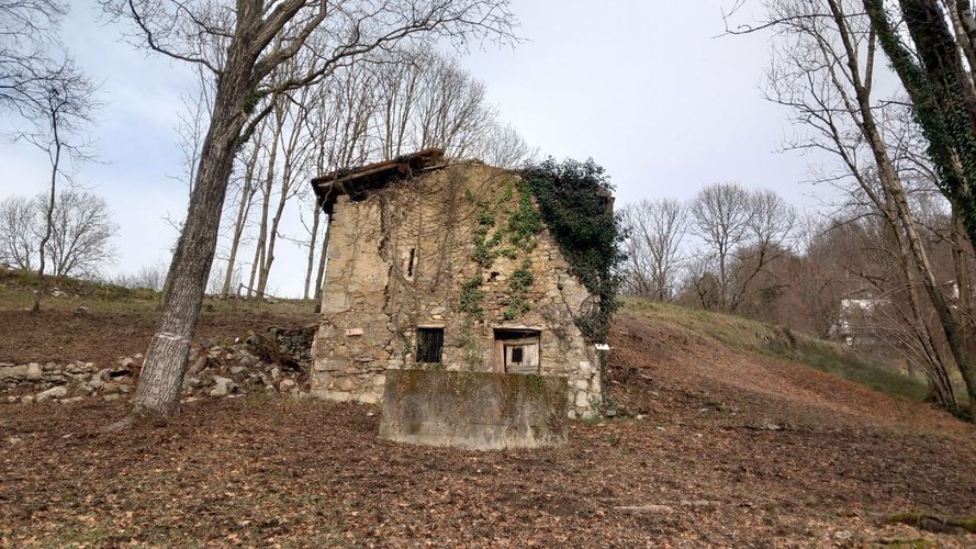 Costa Serina affarone caratteristica baita montana con terreno Costa Serina