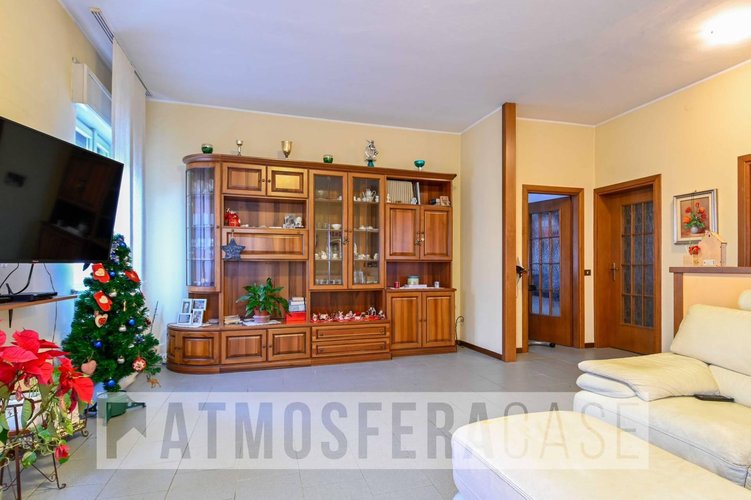 Villa o villino Curno