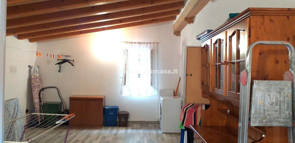 PRONTO DA ABITARE! COME NUOVO! Sedrina