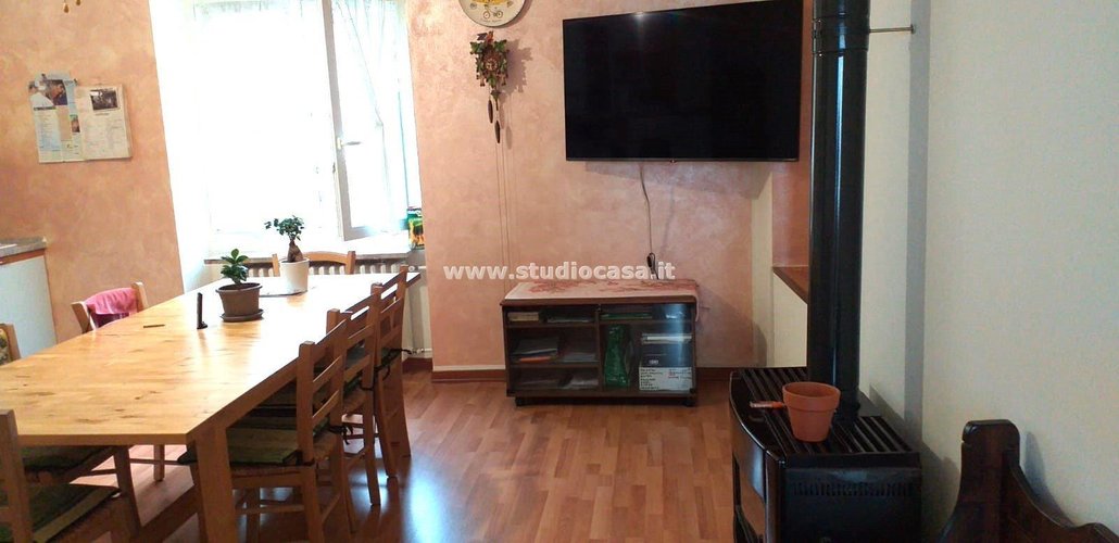 PRONTO DA ABITARE! COME NUOVO! Sedrina