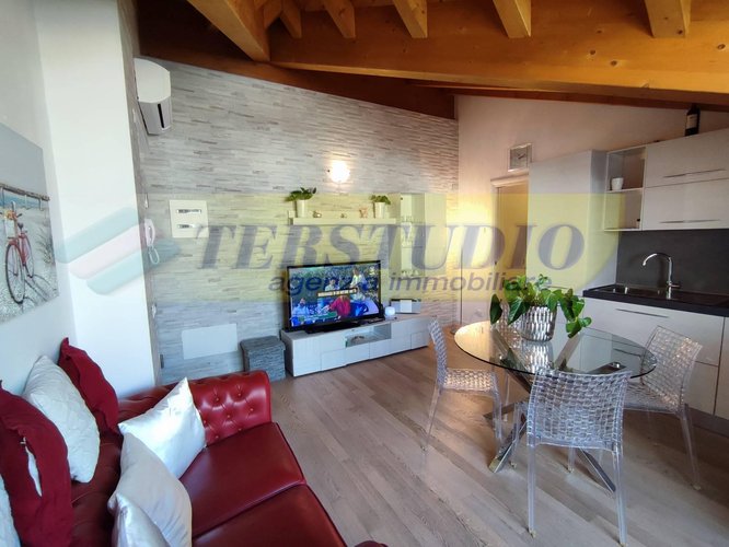 Bilocale Terno d'Isola