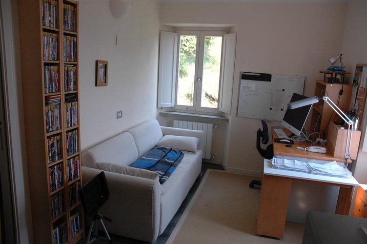 Costa Serina, vista a 360°, intero fabbricato ristrutturato con prato e bosco Costa Serina