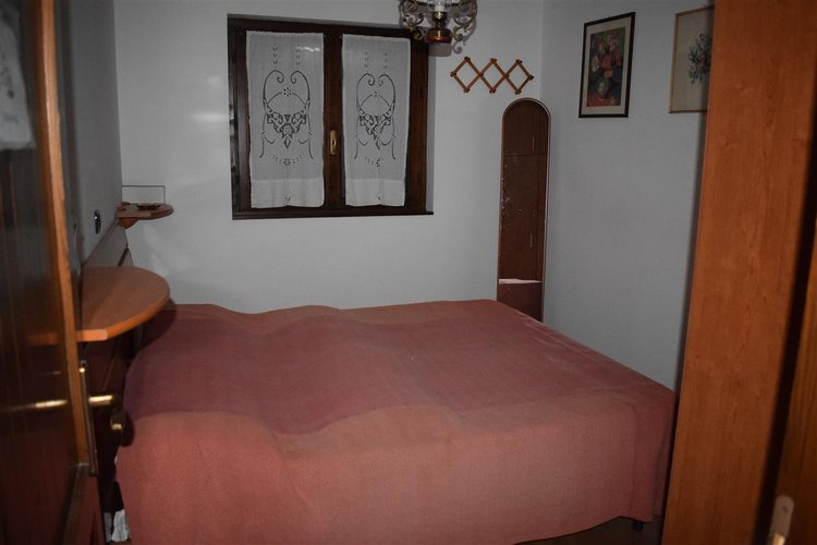 Oltre il Colle quota mt. 1200 vista Monte Arera affarone alloggio arredato, balconato con box Oltre il Colle