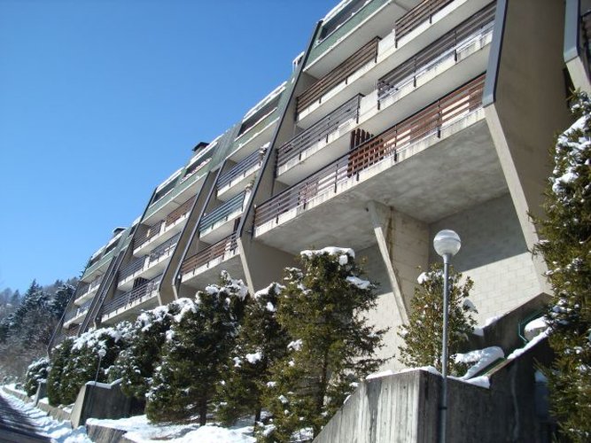 Oltre il Colle quota mt. 1200 vista Monte Arera affarone alloggio arredato, balconato con box Oltre il Colle