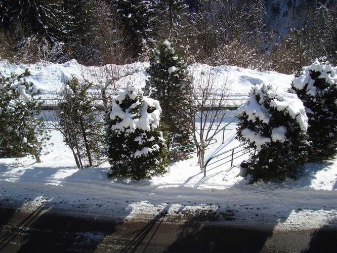 Oltre il Colle quota mt. 1200 vista Monte Arera affarone alloggio arredato, balconato con box Oltre il Colle