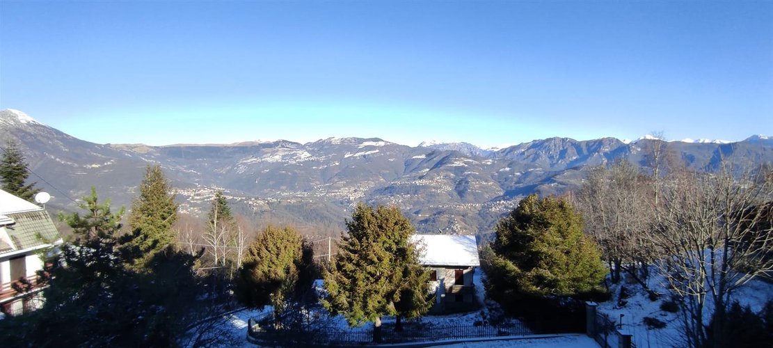 Costa Imagna grazioso, ampio monolocale esente da spese condominiali Costa Valle Imagna